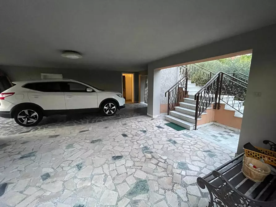 Immagine 8 di Casa indipendente in vendita  a Carrara