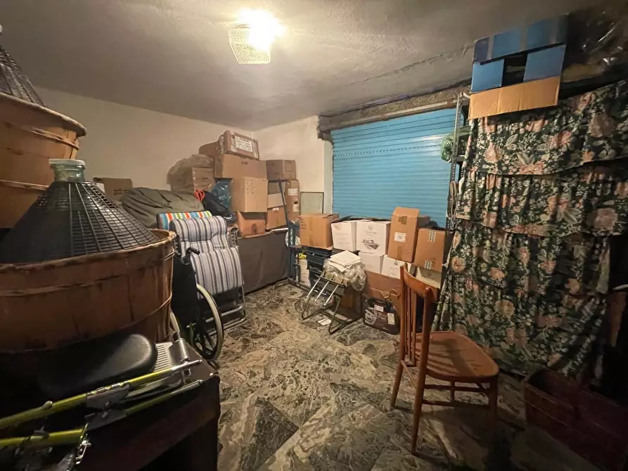 Immagine 7 di Casa indipendente in vendita  a Carrara