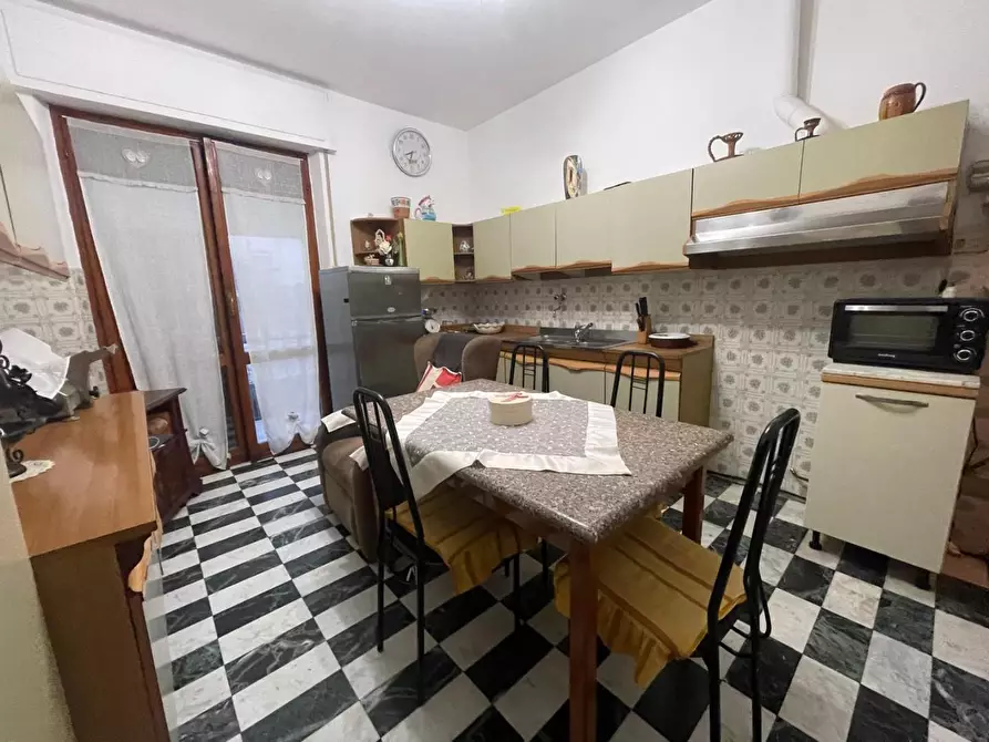 Immagine 5 di Casa indipendente in vendita  a Carrara