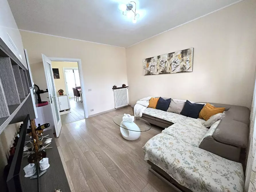 Immagine 6 di Appartamento in vendita  a Colle Di Val D'elsa