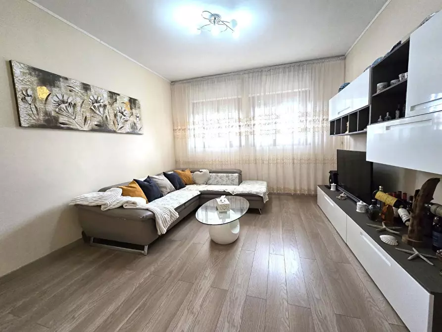 Immagine 7 di Appartamento in vendita  a Colle Di Val D'elsa