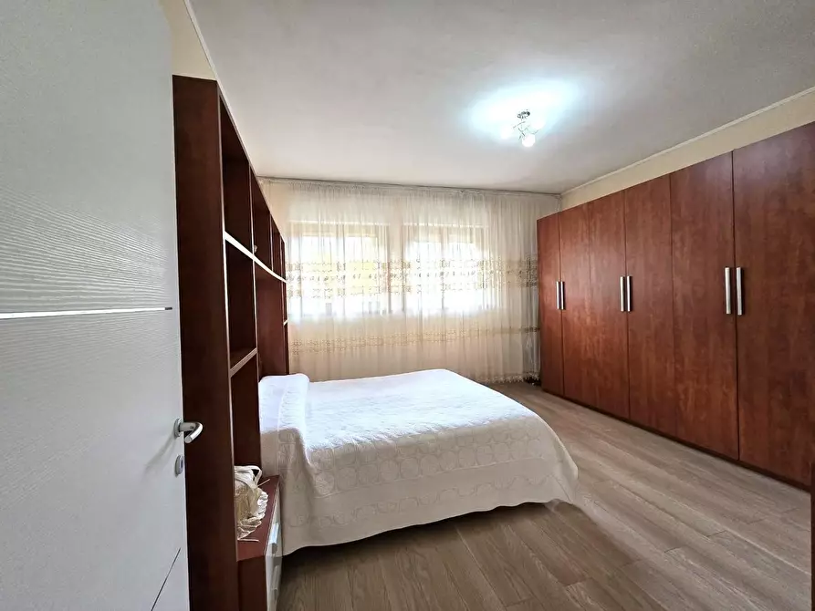 Immagine 10 di Appartamento in vendita  a Colle Di Val D'elsa