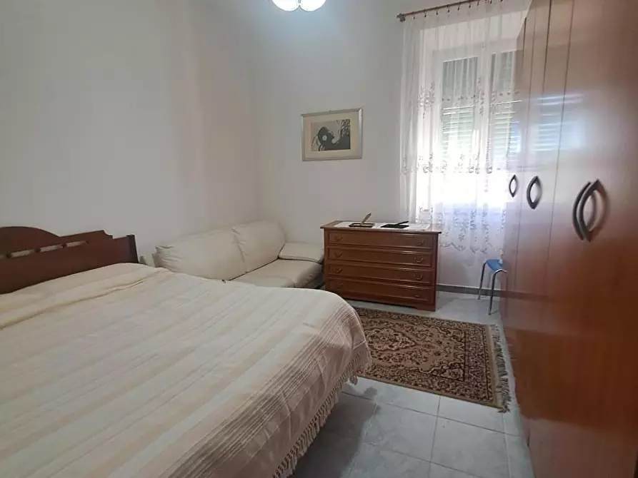 Immagine 17 di Appartamento in vendita  a Livorno