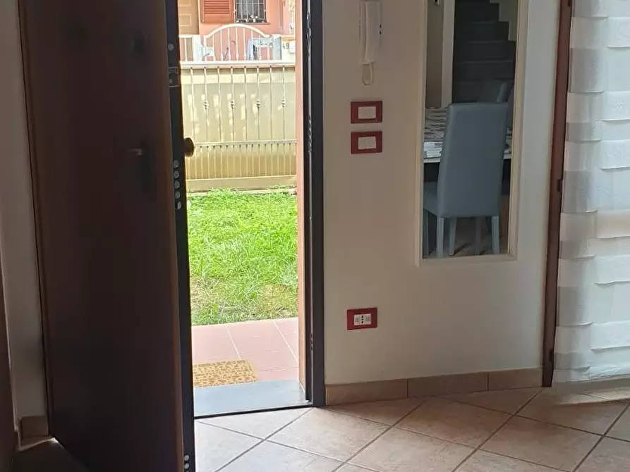 Immagine 4 di Villetta a schiera in affitto  a Pontedera