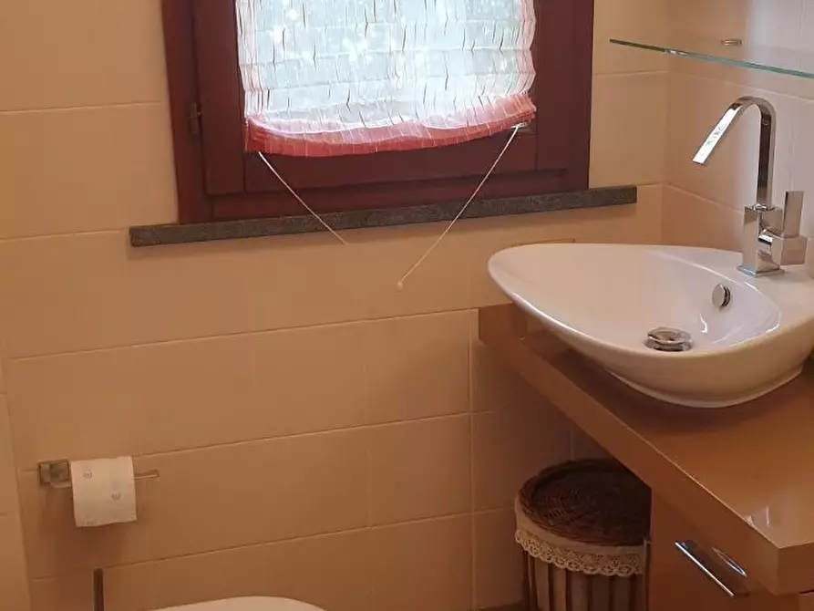 Immagine 15 di Villetta a schiera in affitto  a Pontedera