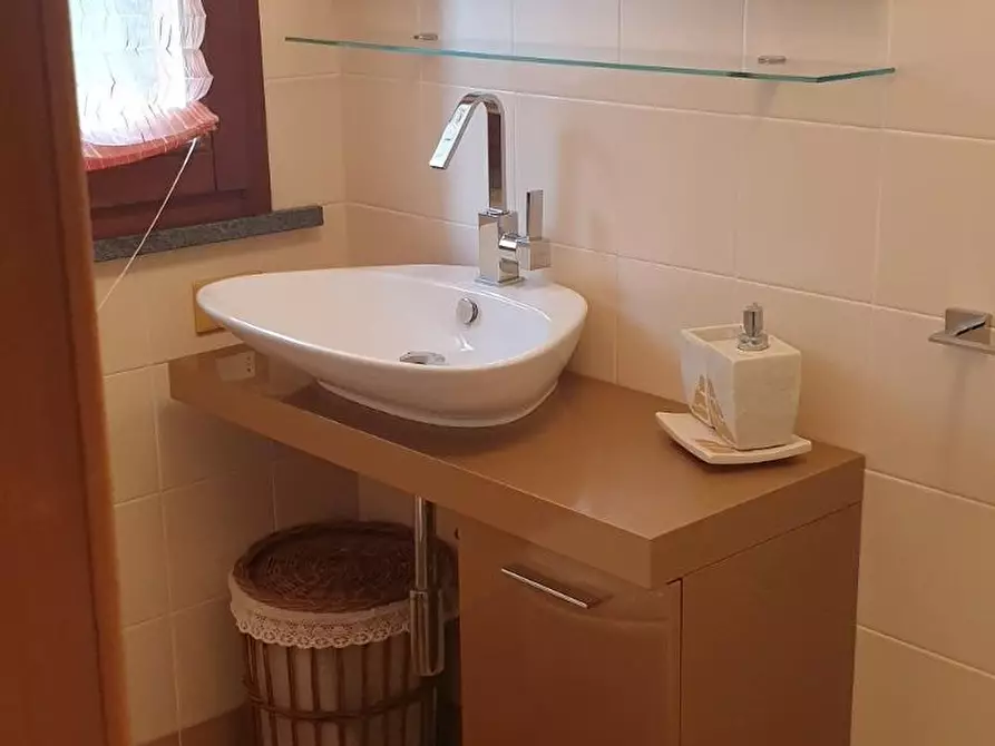 Immagine 16 di Villetta a schiera in affitto  a Pontedera