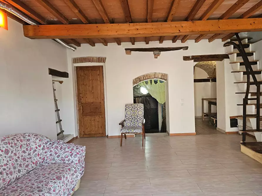 Immagine 21 di Appartamento in affitto  a Crespina Lorenzana