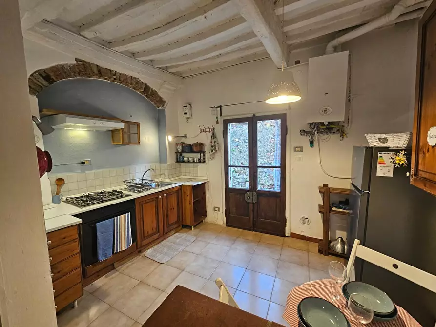 Immagine 5 di Appartamento in affitto  a Crespina Lorenzana