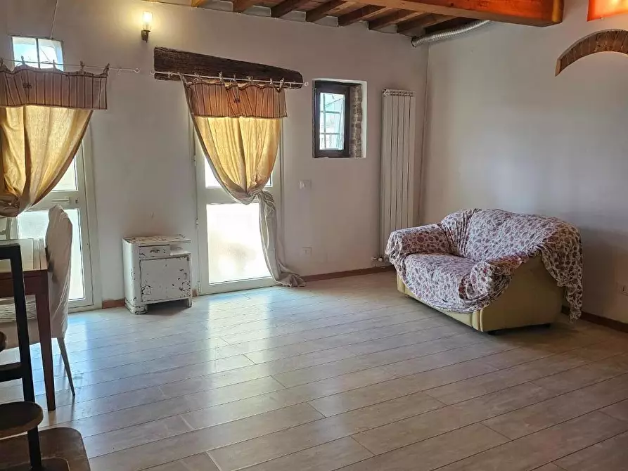 Immagine 20 di Appartamento in affitto  a Crespina Lorenzana