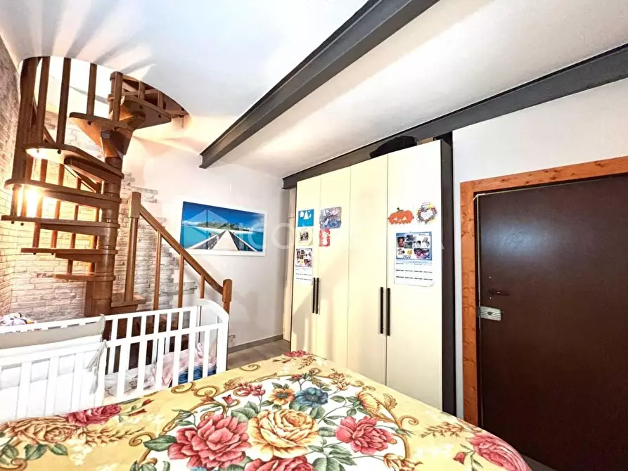 Immagine 12 di Appartamento in vendita  a Ponsacco