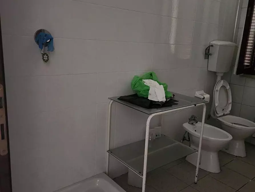 Immagine 9 di Ufficio in affitto  a Santa Maria A Monte