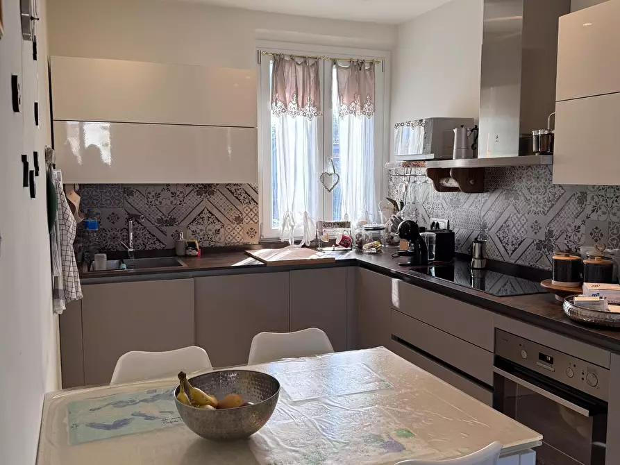 Immagine 4 di Casa semindipendente in vendita  a Massa