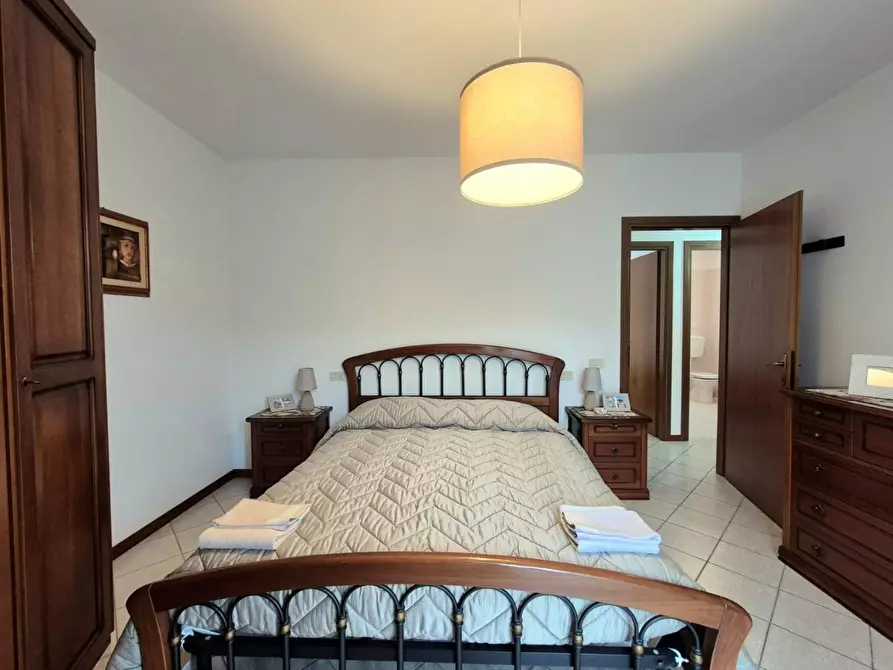 Immagine 17 di Villetta a schiera in vendita  a Pescaglia