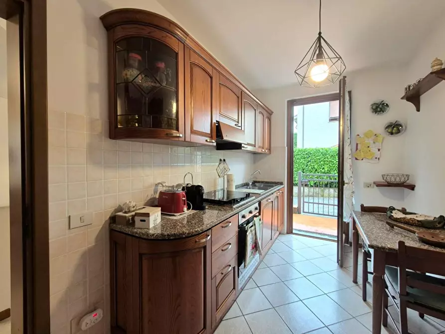 Immagine 12 di Villetta a schiera in vendita  a Pescaglia