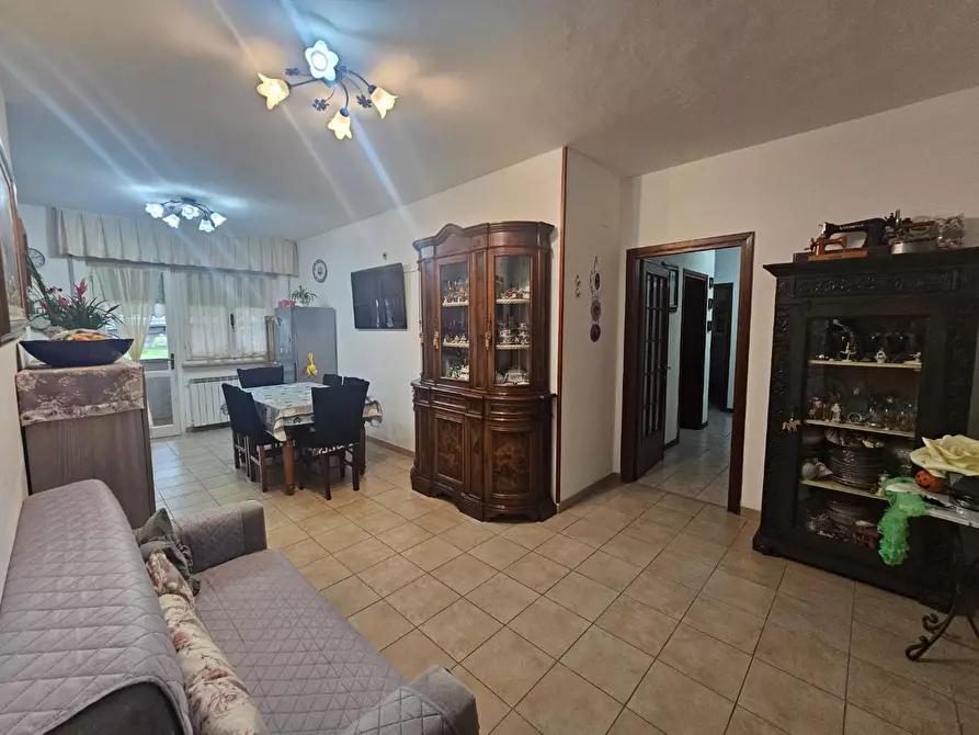 Immagine 1 di Appartamento in vendita  a Collesalvetti