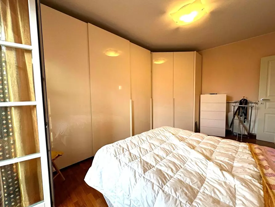 Immagine 38 di Villa in vendita  a Capannori