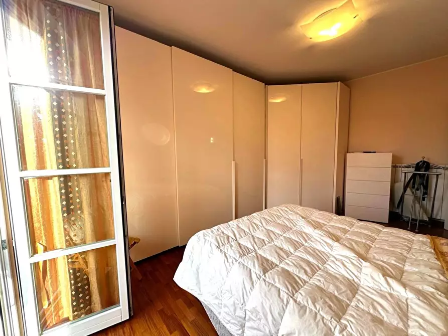 Immagine 39 di Villa in vendita  a Capannori