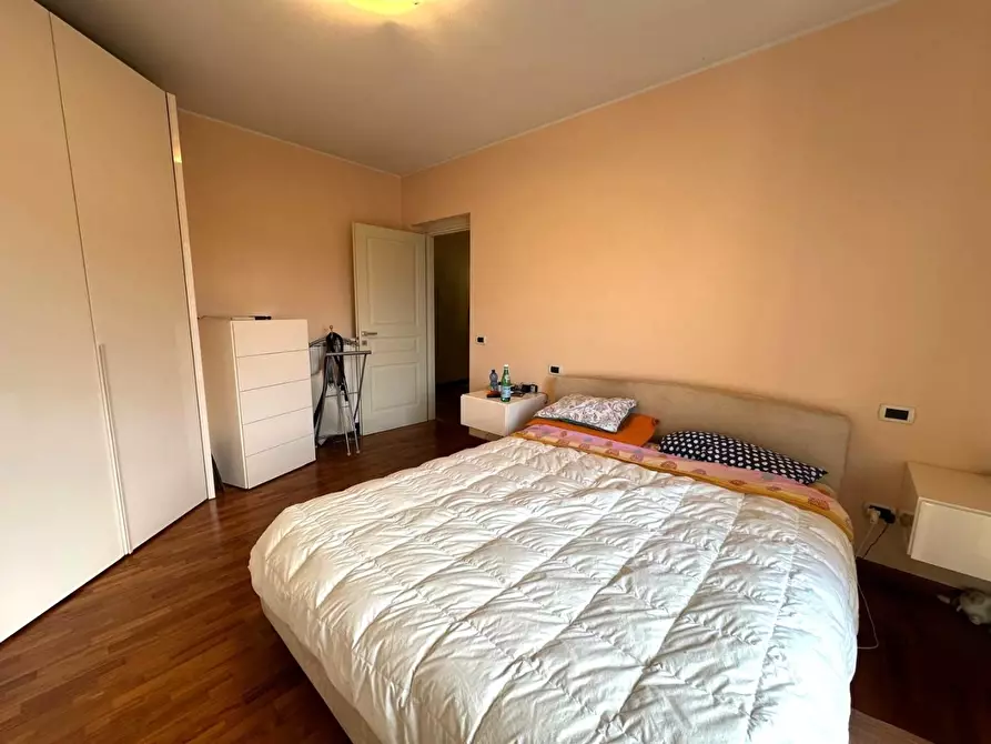 Immagine 43 di Villa in vendita  a Capannori