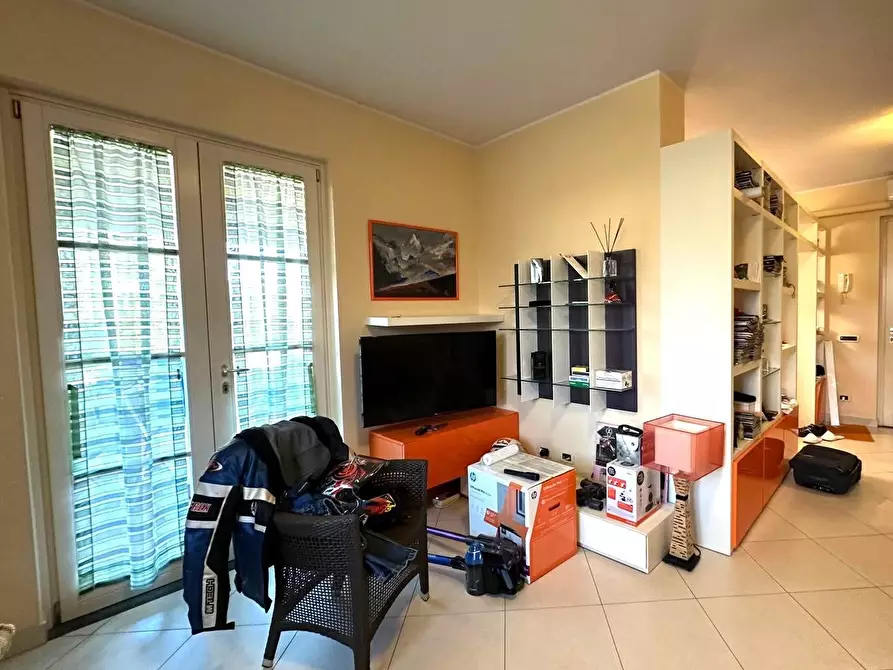 Immagine 6 di Villa in vendita  a Capannori