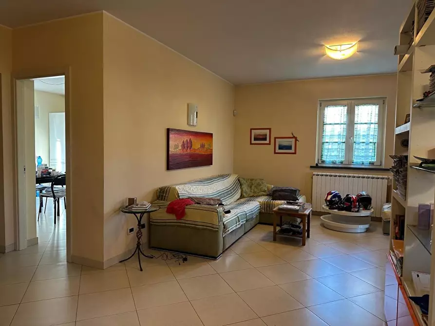 Immagine 5 di Villa in vendita  a Capannori