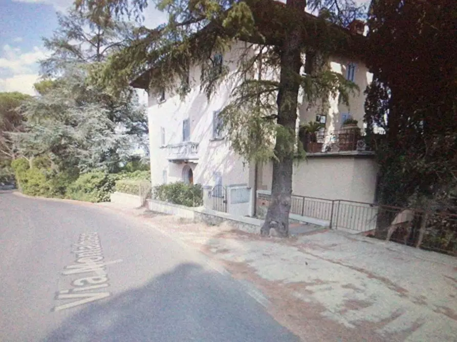 Immagine 7 di Villa in vendita  a Quarrata