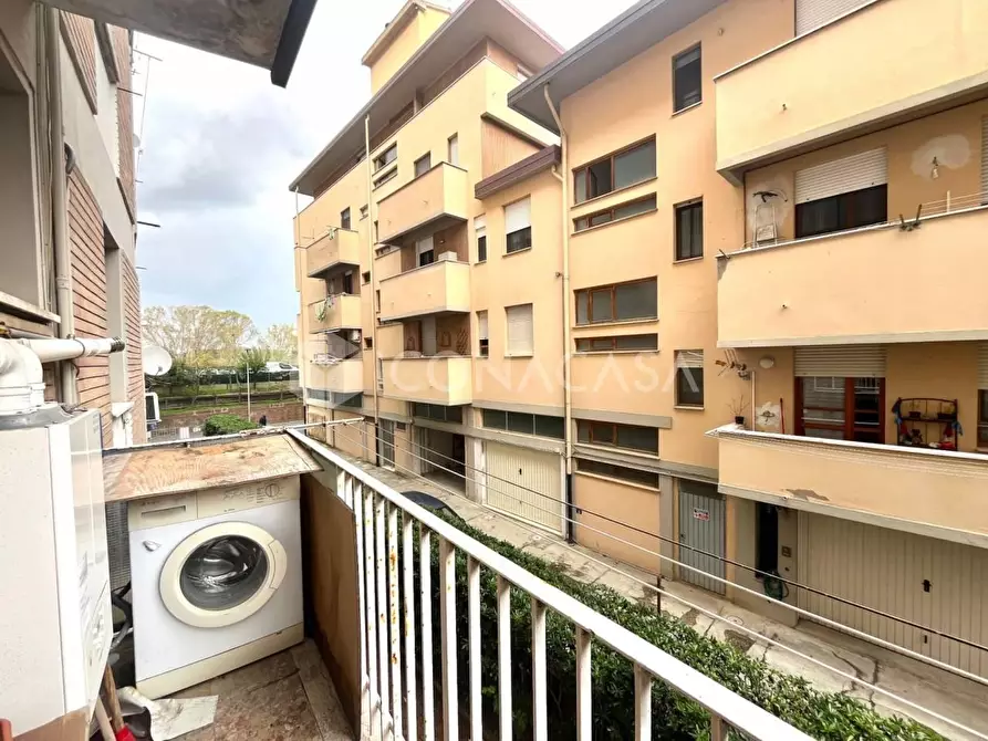 Immagine 9 di Appartamento in vendita  a Pontedera