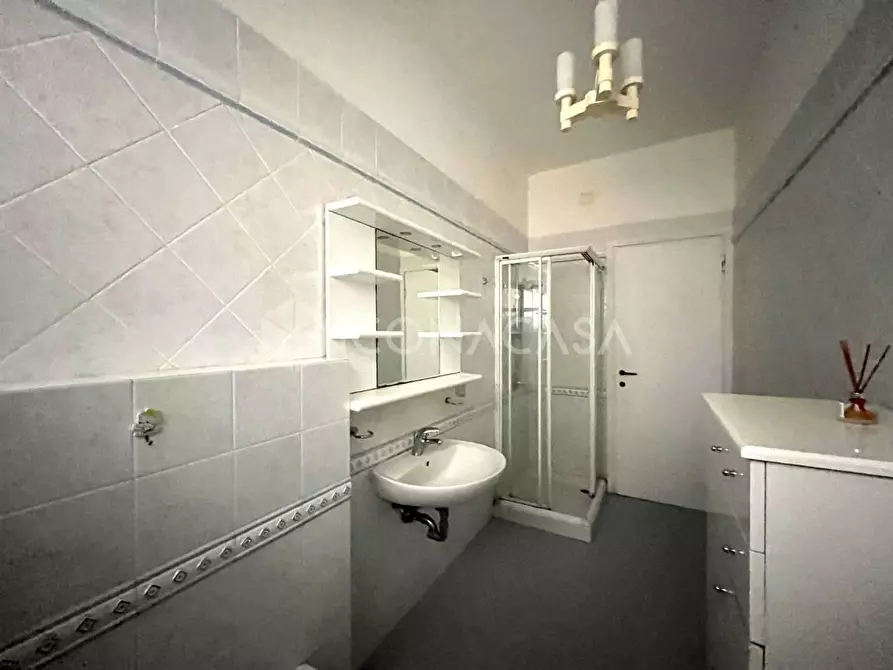 Immagine 21 di Appartamento in vendita  a Pontedera