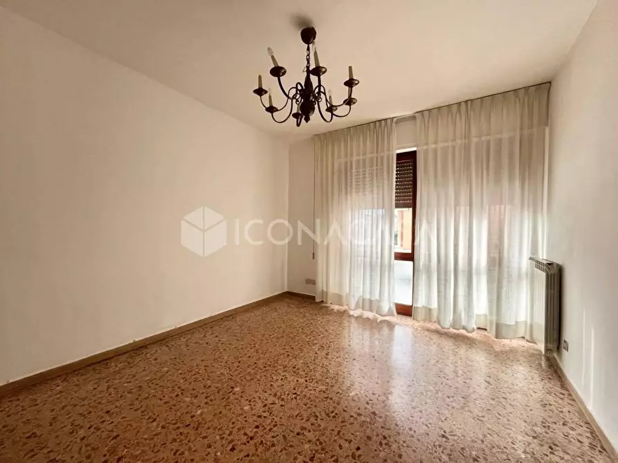 Immagine 6 di Appartamento in vendita  a Pontedera