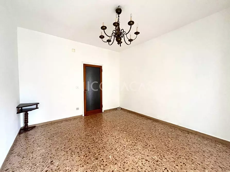 Immagine 7 di Appartamento in vendita  a Pontedera