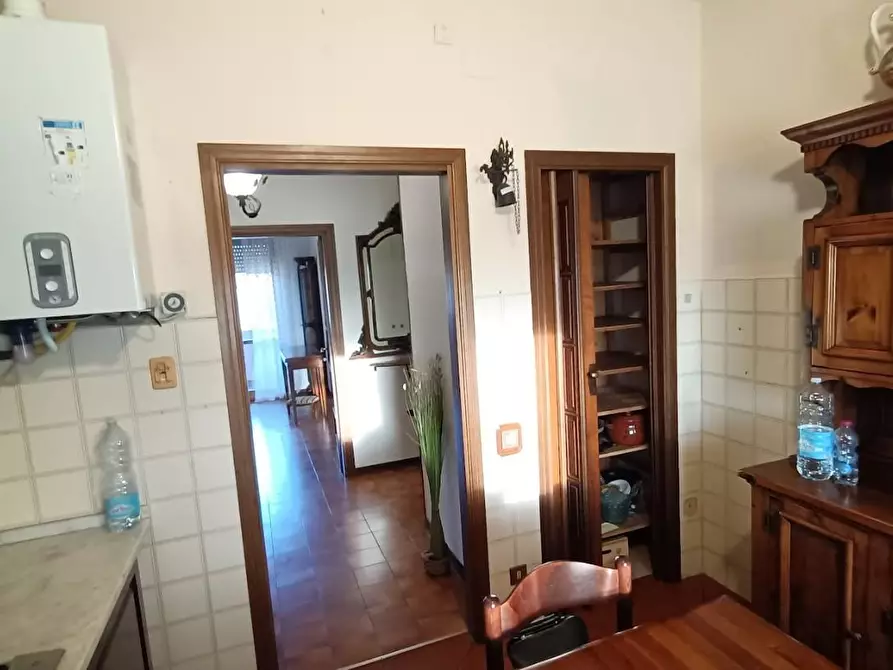 Immagine 11 di Appartamento in vendita  a Pisa