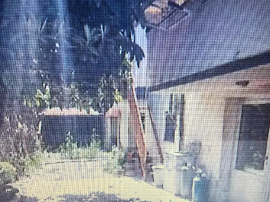 Immagine 5 di Appartamento in vendita  a Lucca