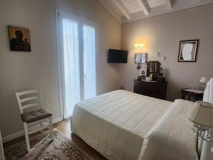 Immagine 17 di Appartamento in vendita  a Bientina