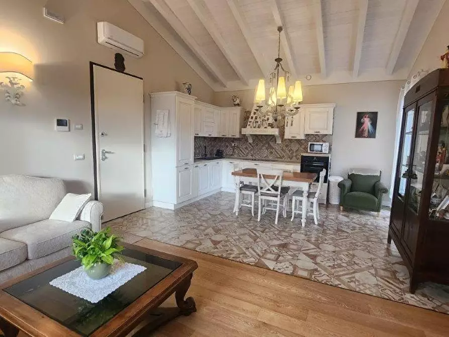 Immagine 5 di Appartamento in vendita  a Bientina