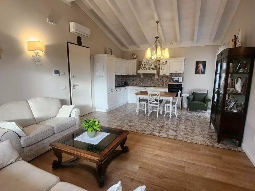 Immagine 6 di Appartamento in vendita  a Bientina