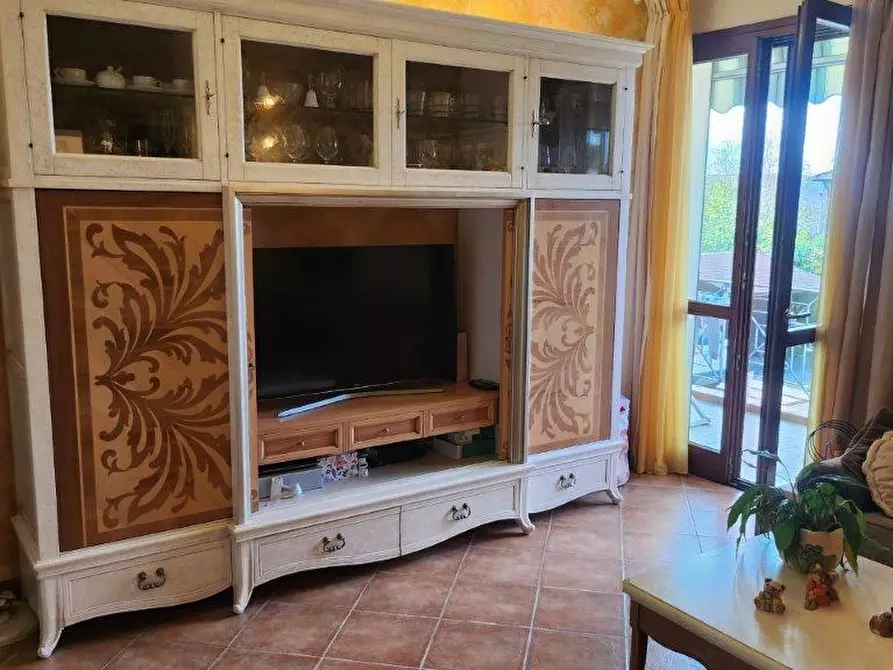 Immagine 7 di Appartamento in vendita  a Cascina