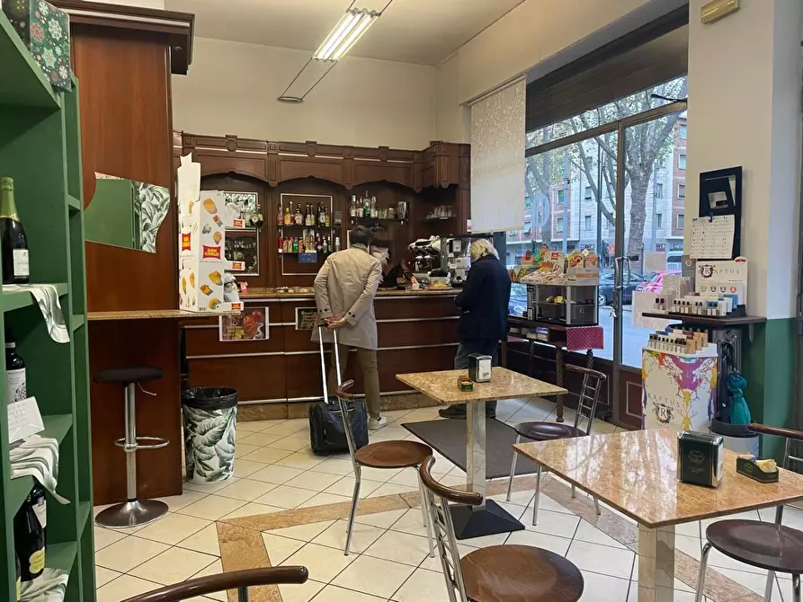 Immagine 2 di Bar / Ristorante in vendita  a Torino