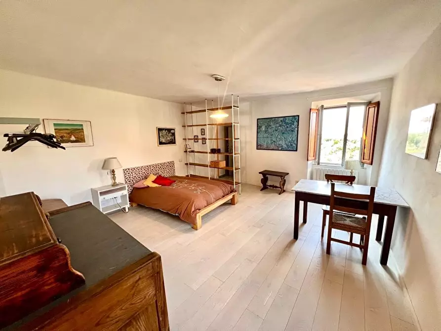 Immagine 9 di Casa semindipendente in vendita  a Seravezza