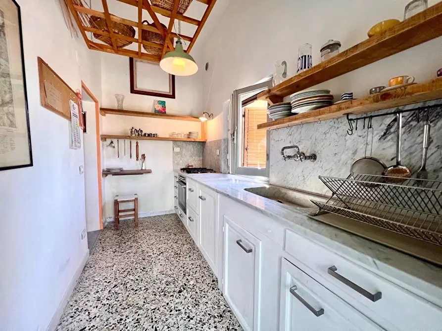 Immagine 4 di Casa semindipendente in vendita  a Seravezza