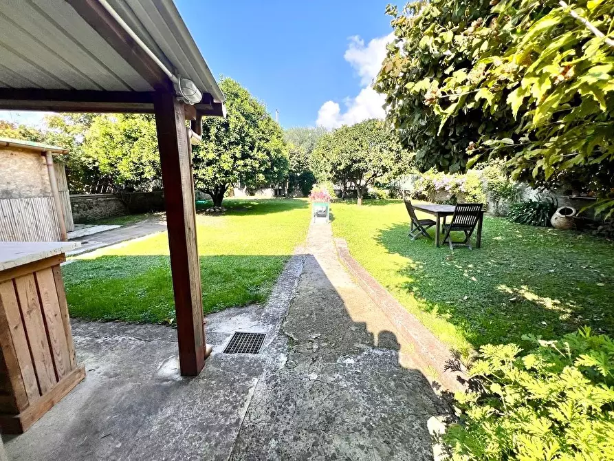 Immagine 14 di Casa semindipendente in vendita  a Seravezza