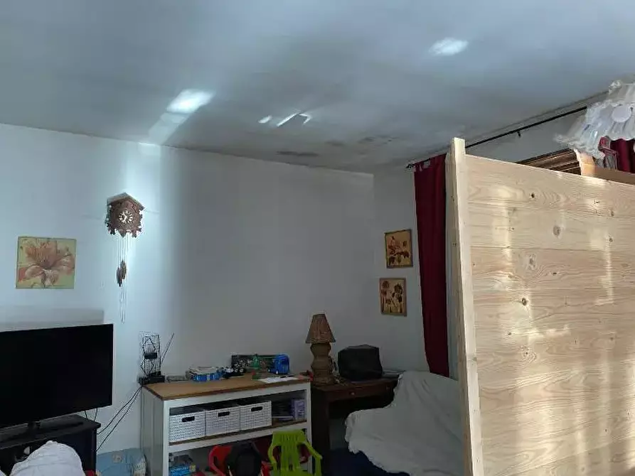 Immagine 9 di Villa in vendita  a Sciolze