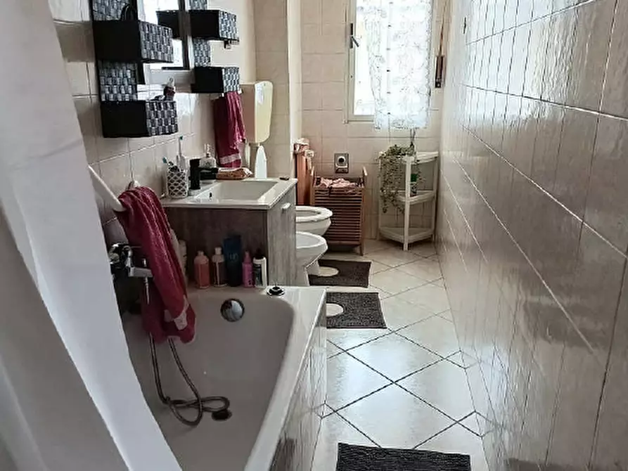 Immagine 5 di Appartamento in vendita  a Beinasco