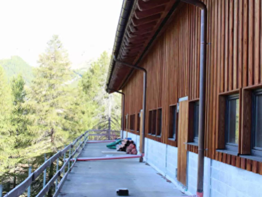 Immagine 5 di Casa colonica in vendita  a Sauze Di Cesana