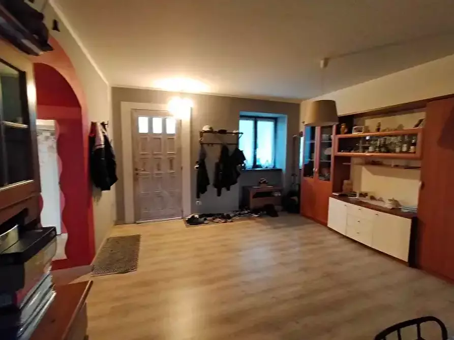 Immagine 3 di Casa semindipendente in vendita  a Cumiana