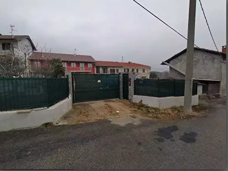 Immagine 2 di Casa semindipendente in vendita  a Cumiana