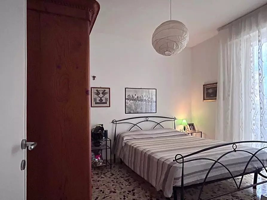 Immagine 14 di Appartamento in vendita  a Livorno