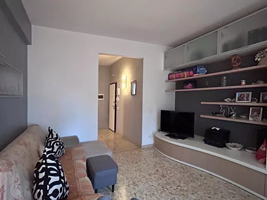 Immagine 4 di Appartamento in vendita  a Livorno