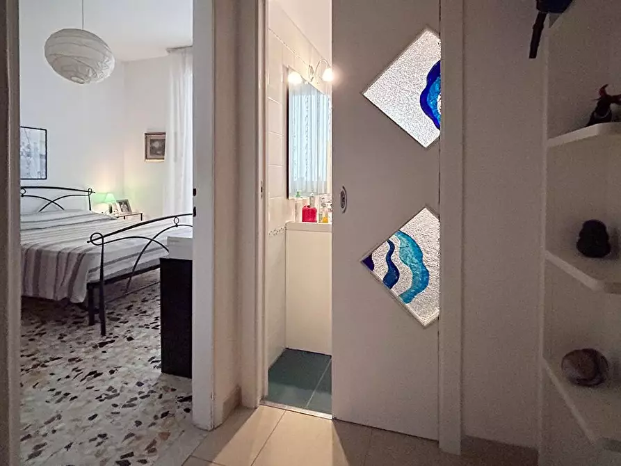 Immagine 16 di Appartamento in vendita  a Livorno