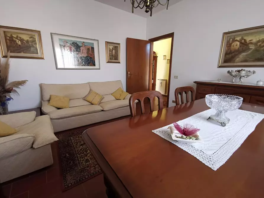 Immagine 11 di Appartamento in vendita  a Cerreto Guidi