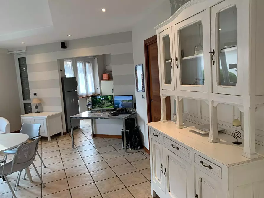 Immagine 9 di Appartamento in vendita  a Ciriè