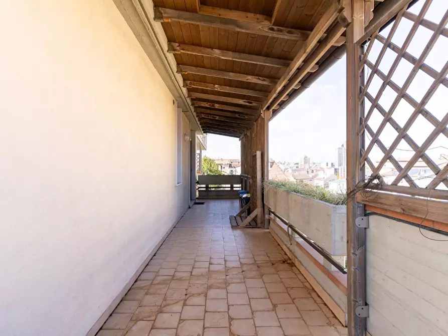 Immagine 60 di Appartamento in affitto  a Empoli